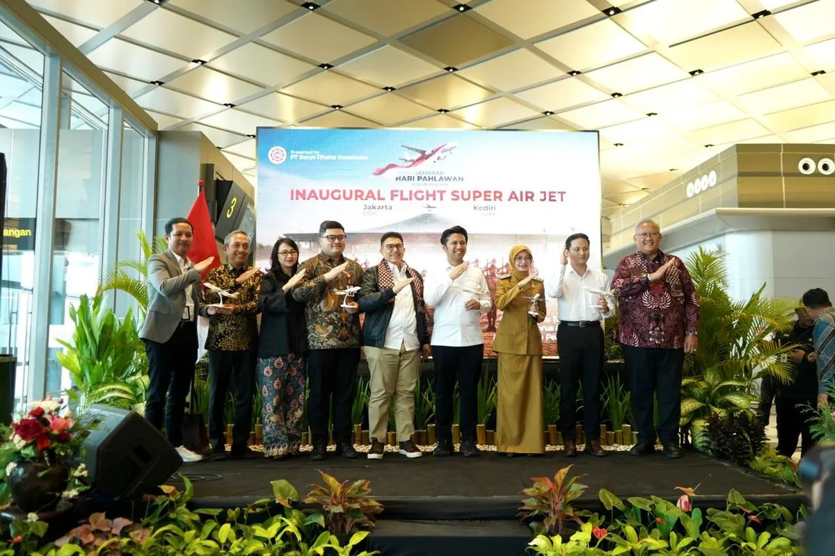 ✈️ Resmikan Bandara Dhoho Kediri! Penumpang Langsung Dapat Tiket Wisata GRATIS & Diskon Hotel!