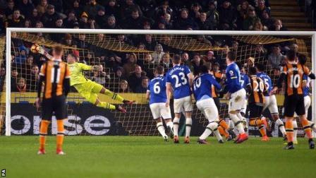 Ross Barkley menuju equalizer terlambat untuk Everton melawan Hull